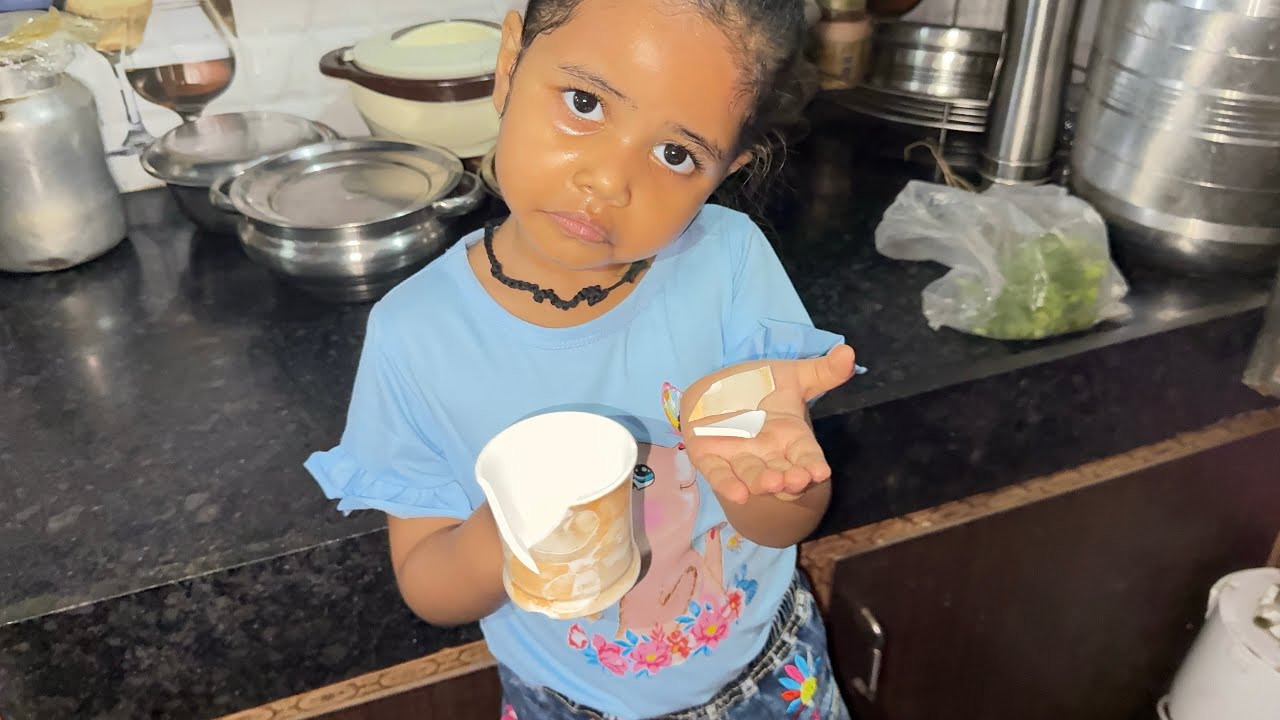 Darshika ne Toda Mamma Ka Cup ☕️ Darshika Ki Ho Gai Pitaai😱😭😓😒||@Darshika and Mamma vlogs @Darshikaandmamma