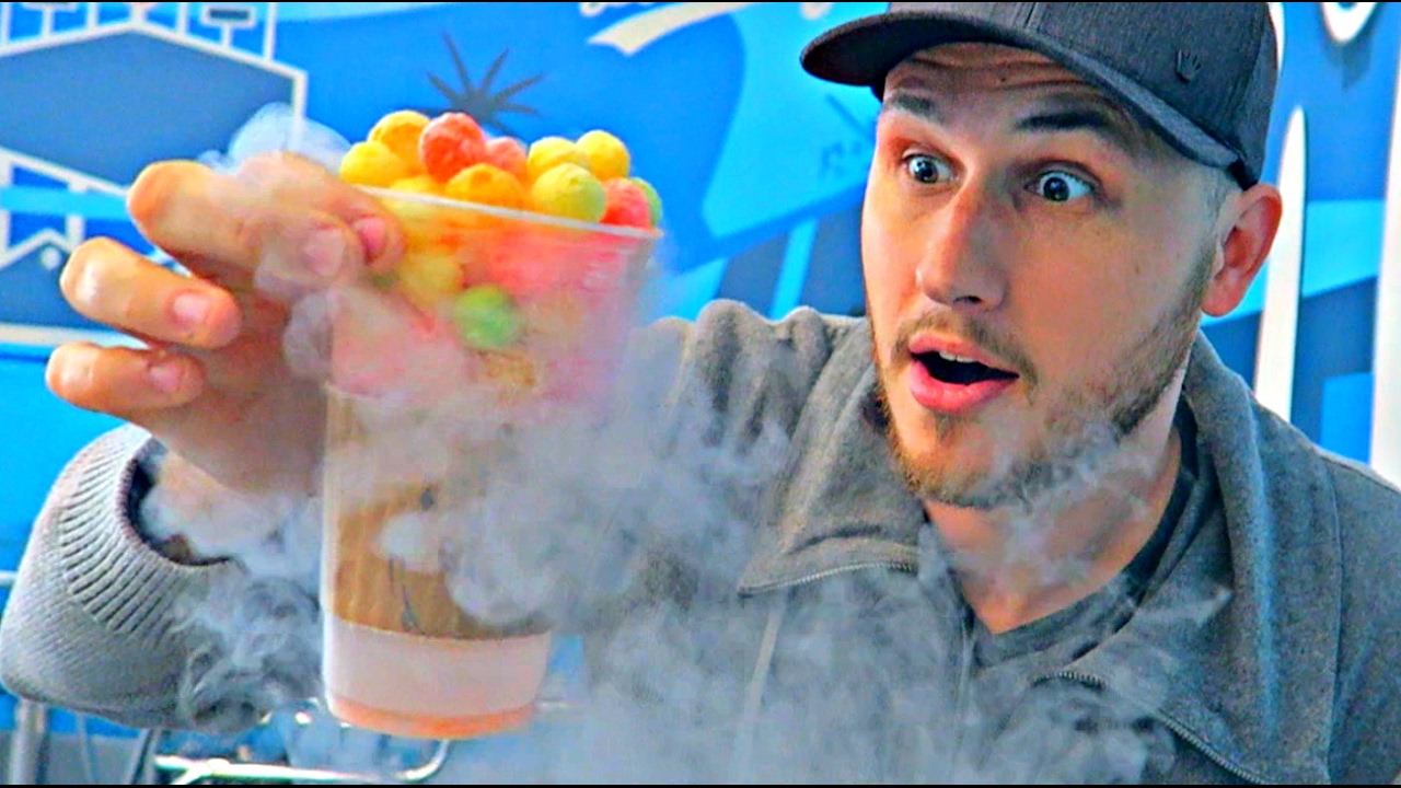 Eating Liquid Nitrogen Candy!