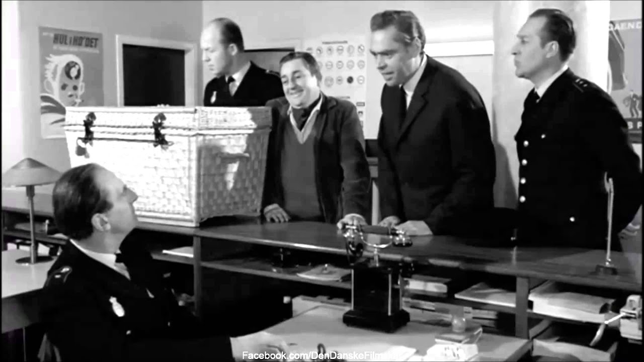Don Olsen kommer til byen (1964) - Politiet