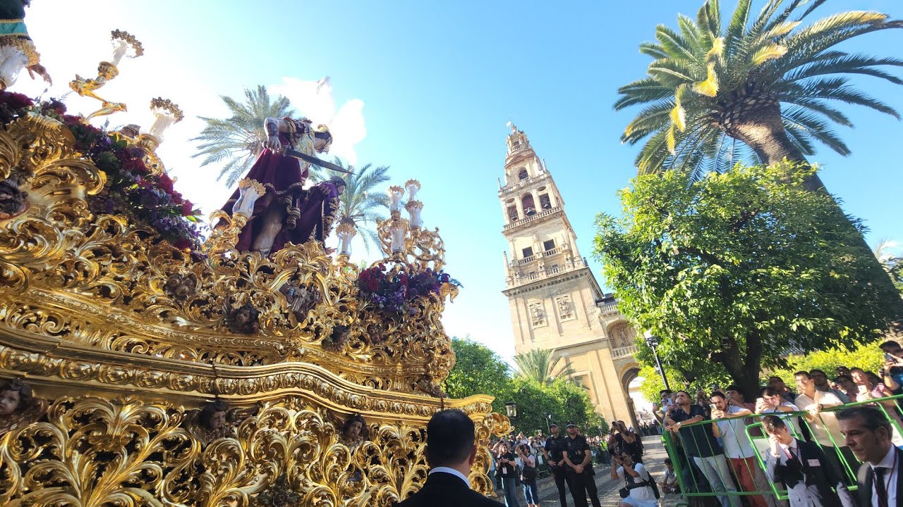 Salida de la Redención Con Motivo de Vuelta a su Templo de la Magna de Córdoba 2025