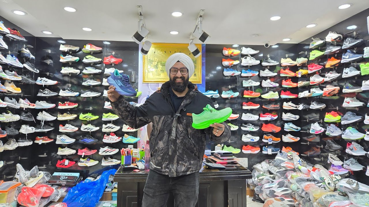 Latest trending shoes - Retail n Wholesale - Multi brands - New designs  - Singh at work