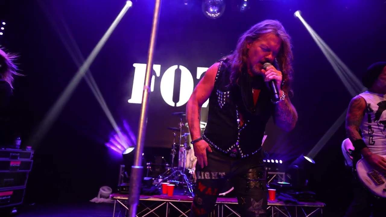Fozzy army of one
