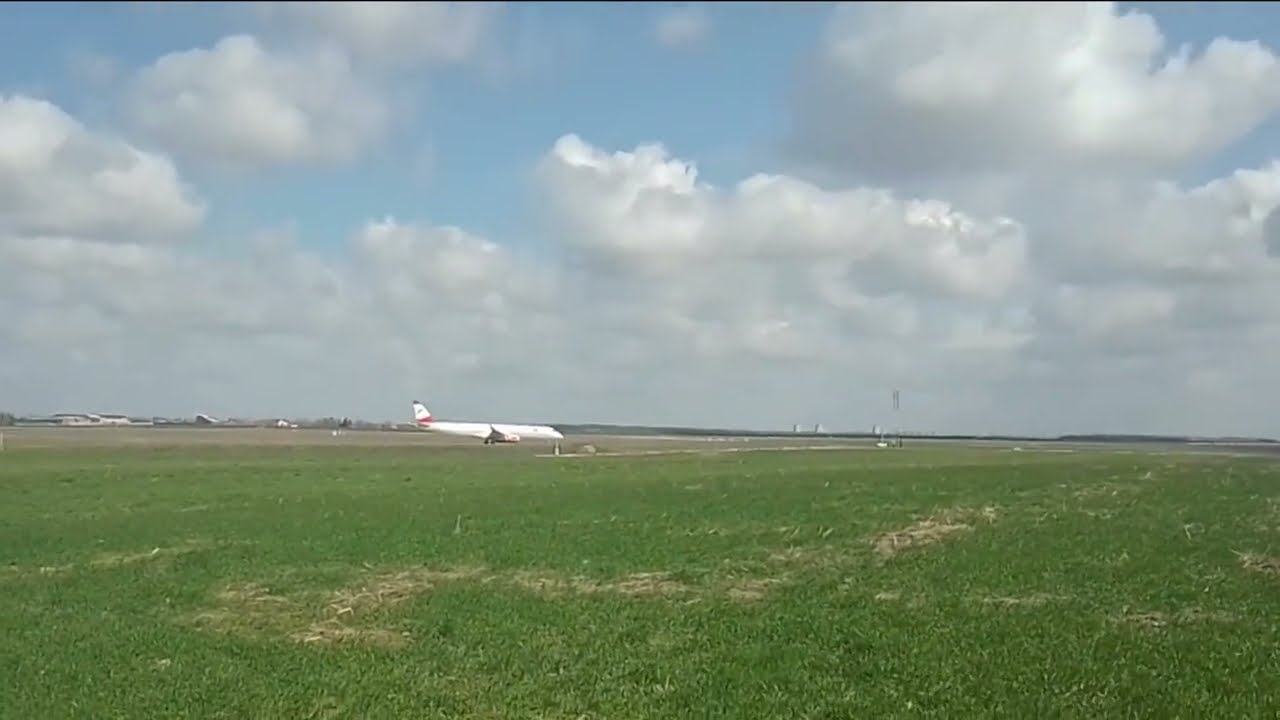 Aerodrom Nikola Tesla Beograd Surcin - Airport Belgrade Surcin