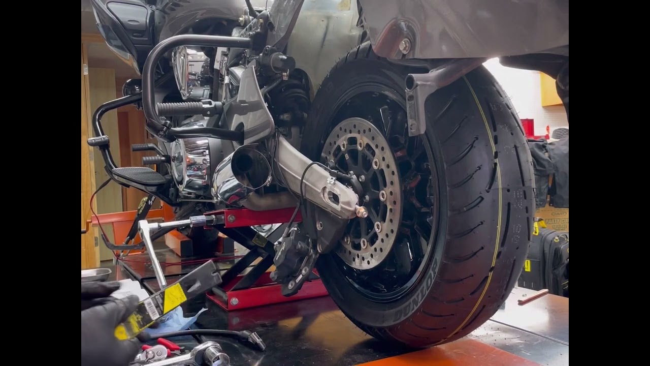 Indian Challenger rear wheel removal & install- like and subscribe!  More to come.