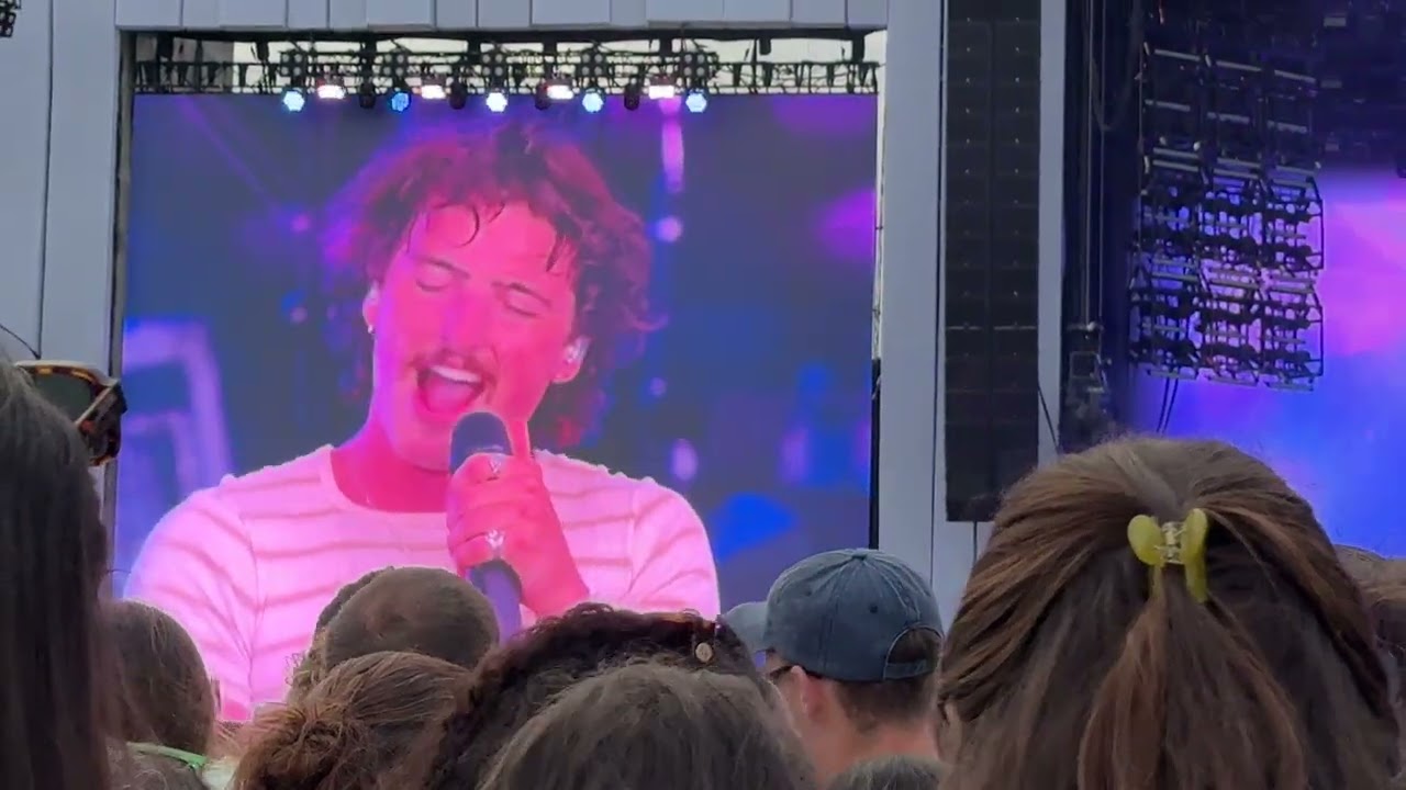 BENSON BOONE | MAN IN ME | NOS ALIVE