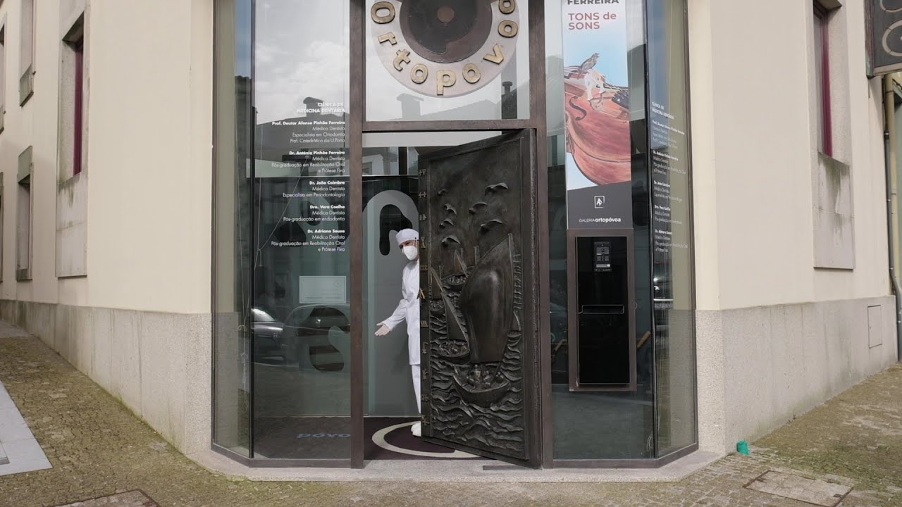 Ortopóvoa - Clínica de Ortodontia e Reabilitação Orofacial  (Apresentação institucional)
