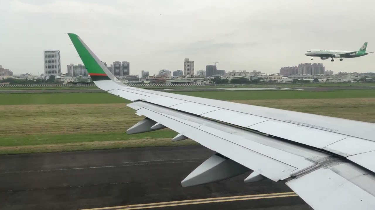 長榮航空/機型：A321/往福岡機場/小港機場起飛～巡航高度左側全紀錄