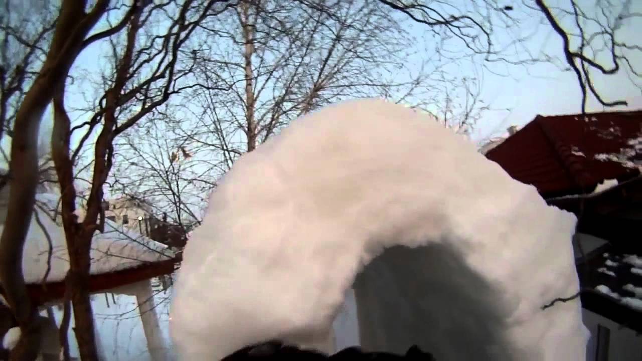 How to make a 3 floor snow fort(arches and ledges) part 2