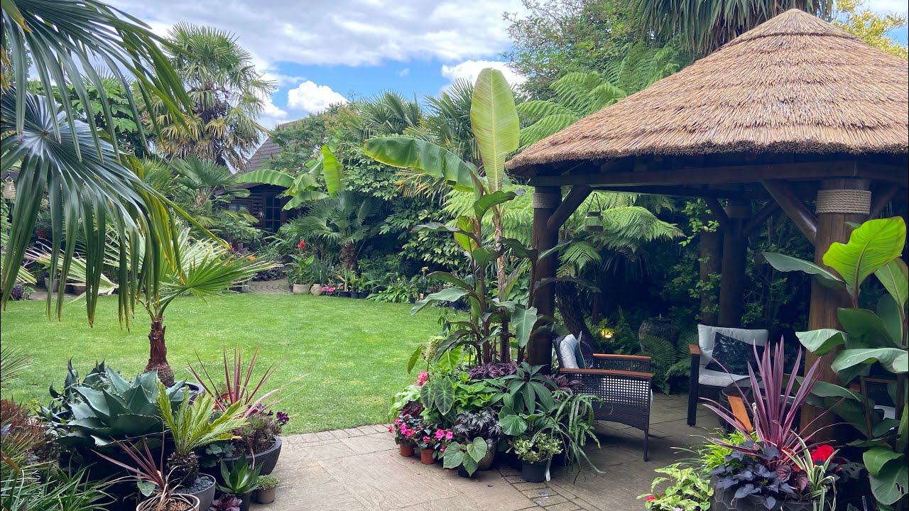 Tour of my new Tiki Hut. In my Tropical style garden U.K.