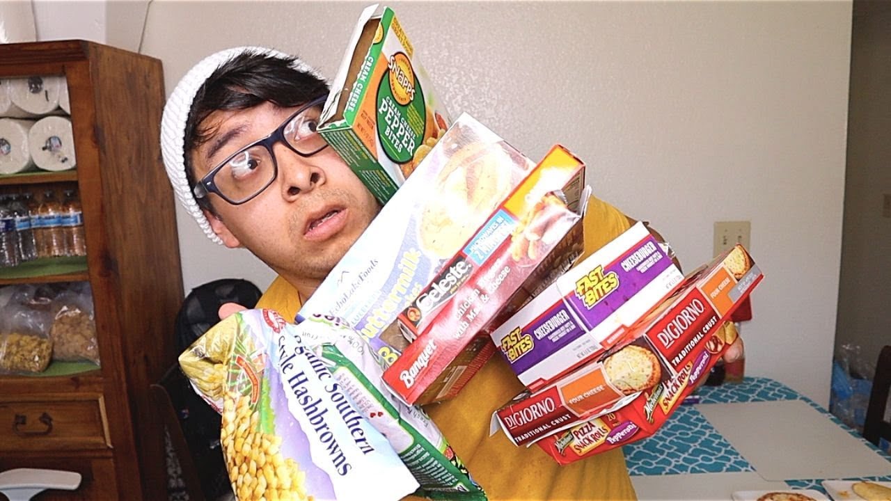24 HORAS PROBANDO LA COMIDA CONGELADA MÁS BARATA DE ESTA CIUDAD! | Christianestilo
