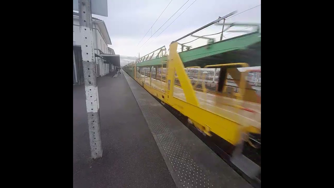 La G1206 1136 de chez TFE sur un train porte auto de chez CLIP rentre sur le faisceau à Forbach. 