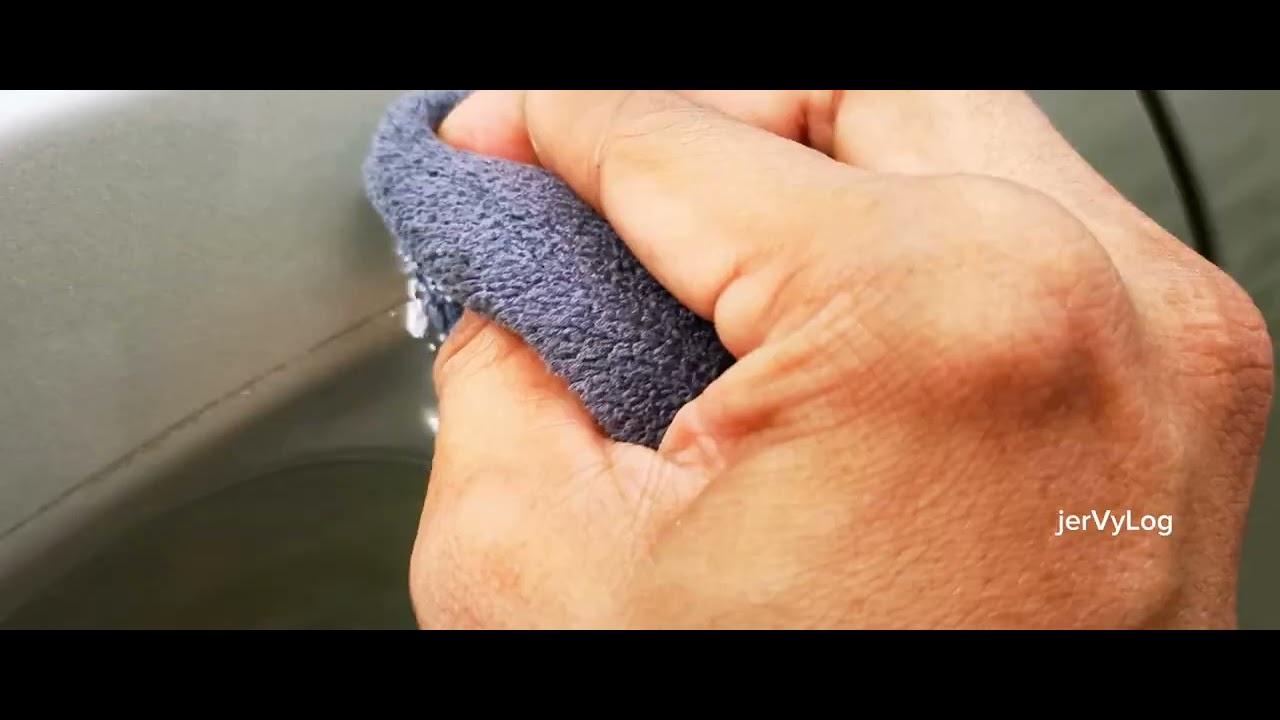 Tanggal mantsa at gasgas ( EZWorks stain amd scrarch remover)