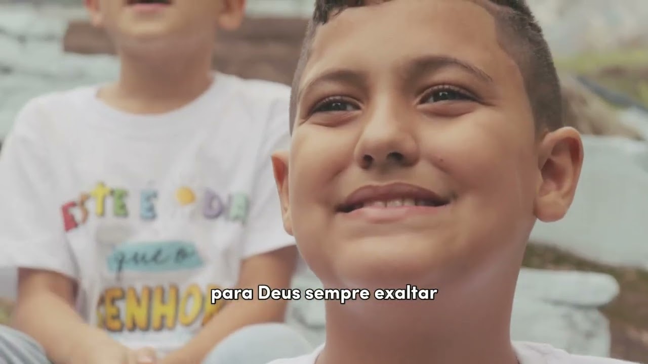 Este é o Dia que o Senhor nos Deu - Clipe Oficial. Família Davs.