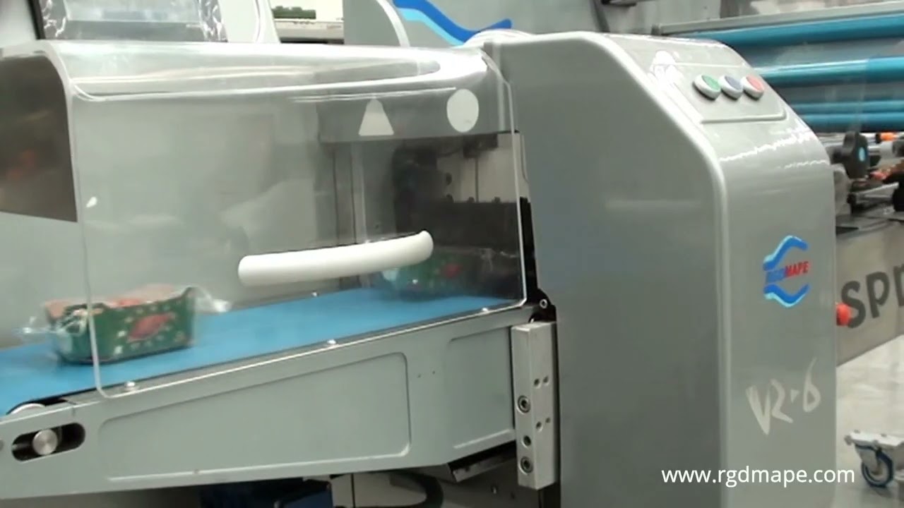 LÍNEA CON MÁQUINA EMPAQUETADORA FLOW PACK PARA ENVASADO DE TOMATES CHERRY EN BANDEJAS, RGDMAPE.