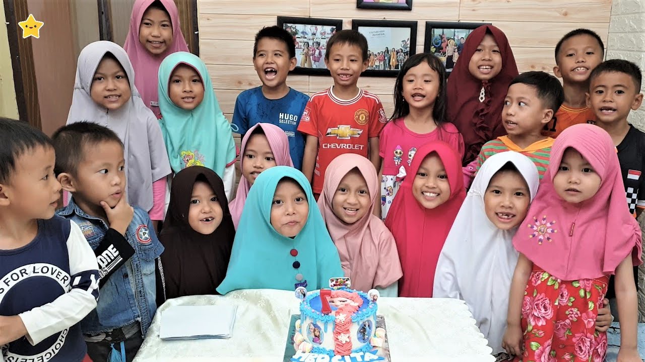 Ulang Tahun Cita Ketujuh 💙Buat Surprise Bingkisan dan Kue Ultah Frozen