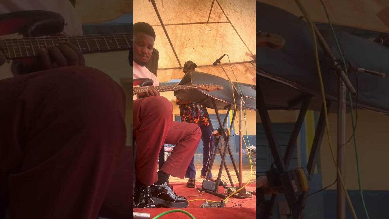 Praise God in all situation🤌. God is good in all circumstances.#dothingsyoudontwanttodo #music #gita