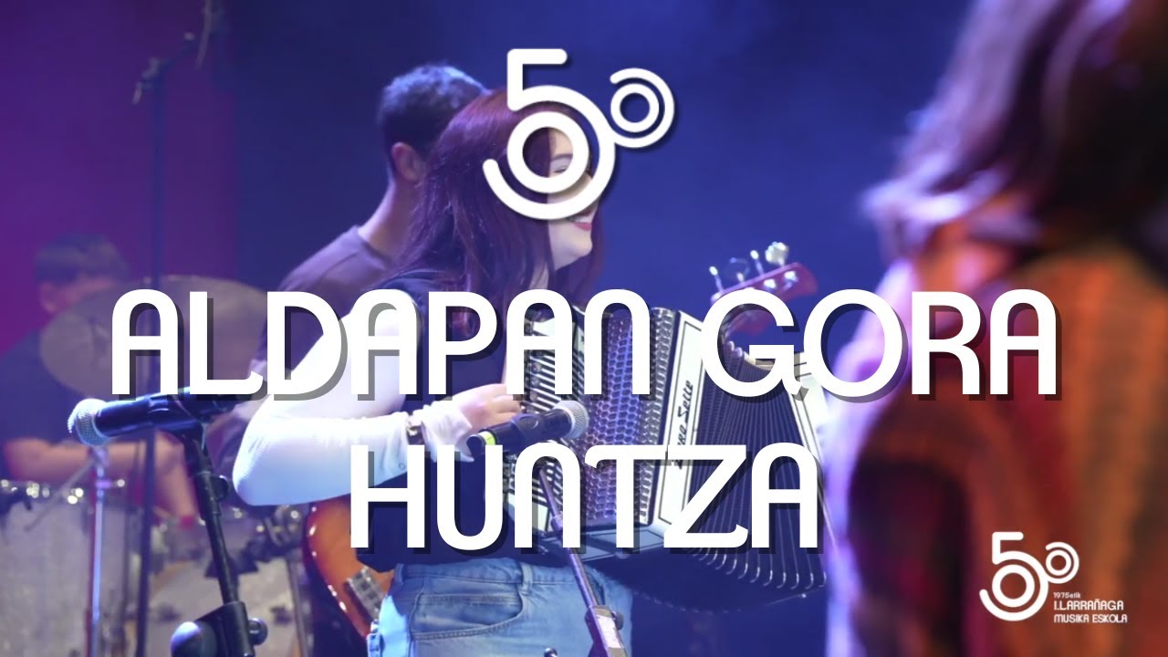 Aldapan Gora  - Huntza / I.Larrañaga