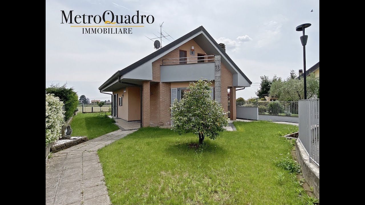 BUSNAGO - Splendida villa singola con taverna, giardino e due box.