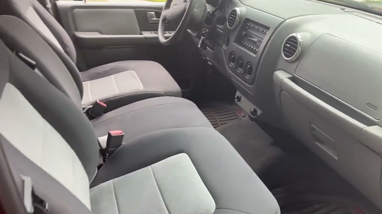 MN 2004 Ford Expedition XLT