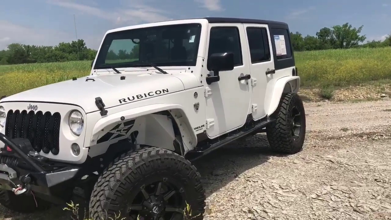 2015 Jeep Wrangler Unlimited Rubicon.  3.6L V6 24V VVT
