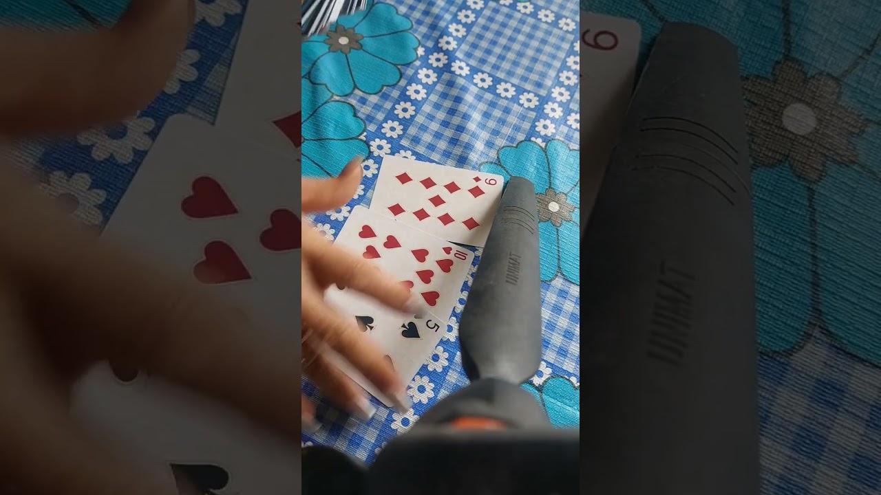 فال ورق پیام کائنات ماه ها برای تو قشنگم