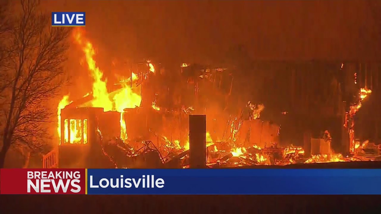 Fire Burns Hundreds Of Homes In Louisville And Superior