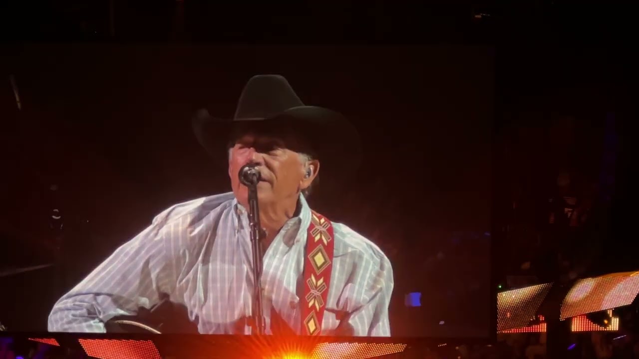 George Strait - Does Fort Worth Ever Cross Your Mind/Feb 2022/Las Vegas, NV/T-Mobile Arena
