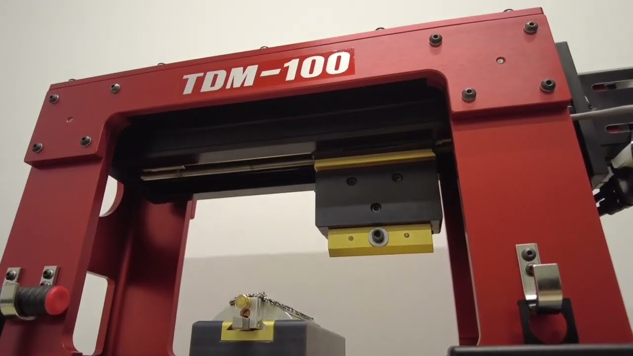 How to Test the Cut Tesistant Level for Gloves by TDM-100 Cut Resistance Test Machine? NMSafety