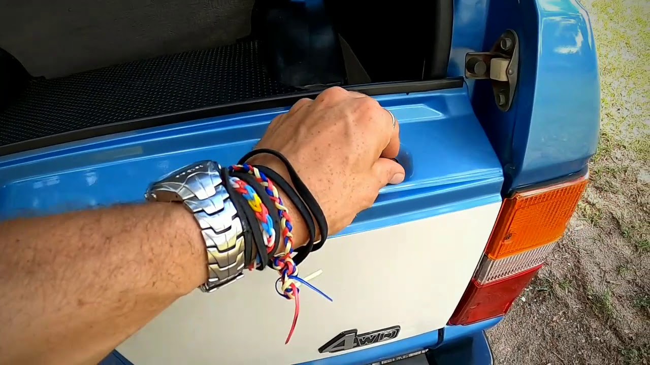 1983 Toyota Landcruiser FJ60 Interior
