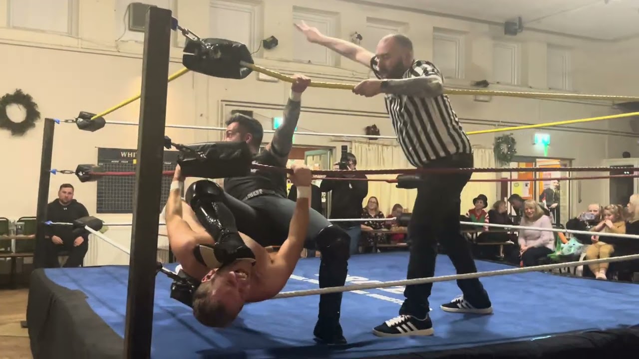 Chris Royals vs No Fun Dunne