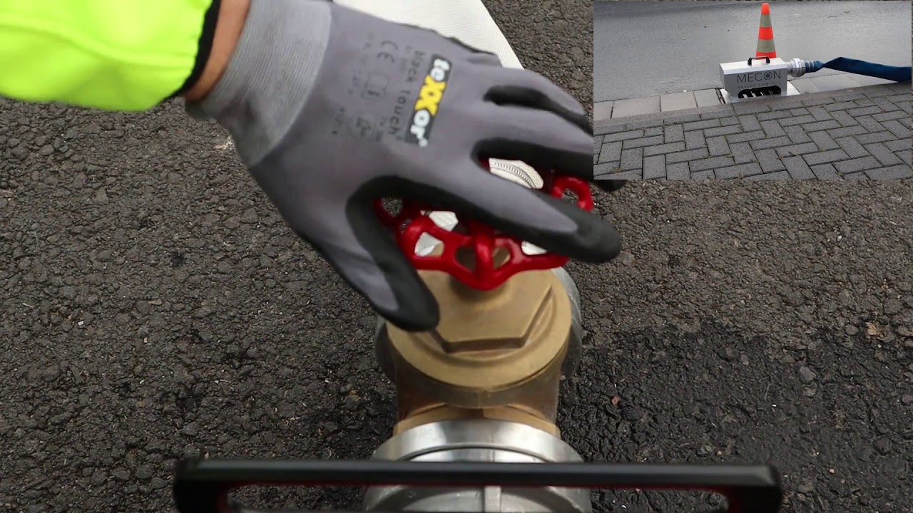 Wartung von Hydranten mit dem portablen Messgerät mag-flux HTL von Mecon