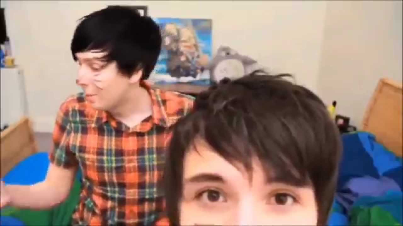 Dan and Phil (Phan) 6 ! CRACK