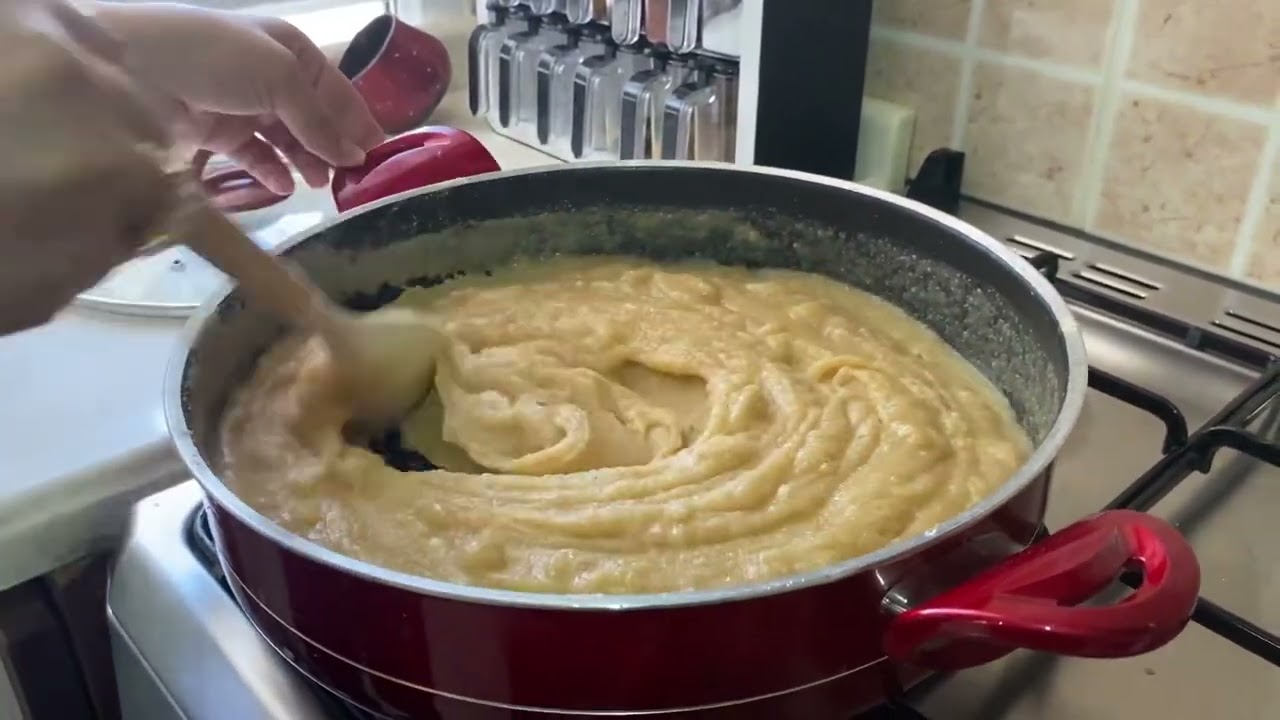 Tam kıvamında irmik helvası 🥰 #youtube #yemektarifleri #youtuber #food #recipe #viral 