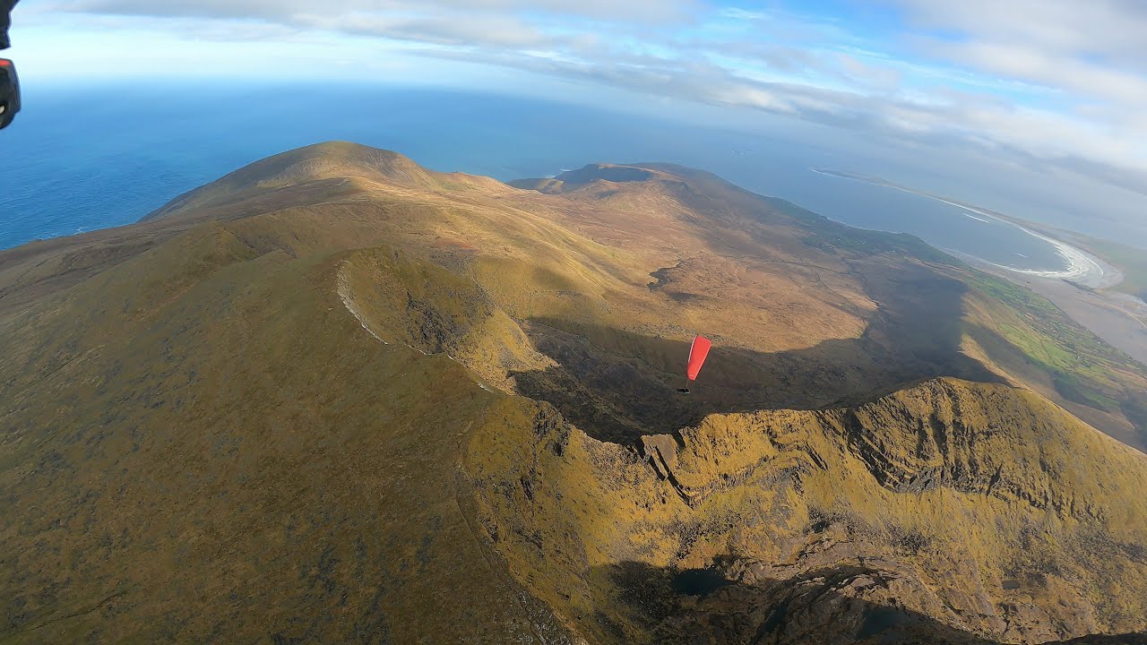Winter Paragliding in Ireland | Fly Dingle | Paragliding | Hike and Fly | Paragliding Ireland