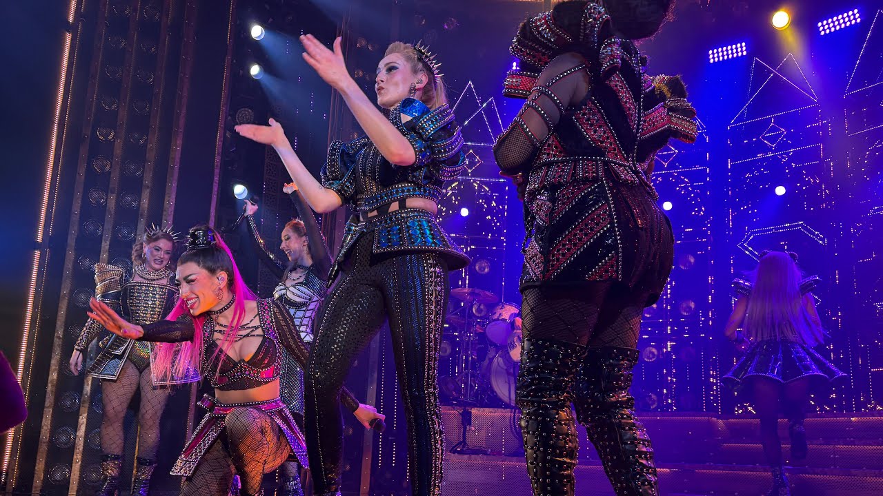 SIX the musical final song with Hannah Lowther; Vaudeville theatre front row 05/12/2024