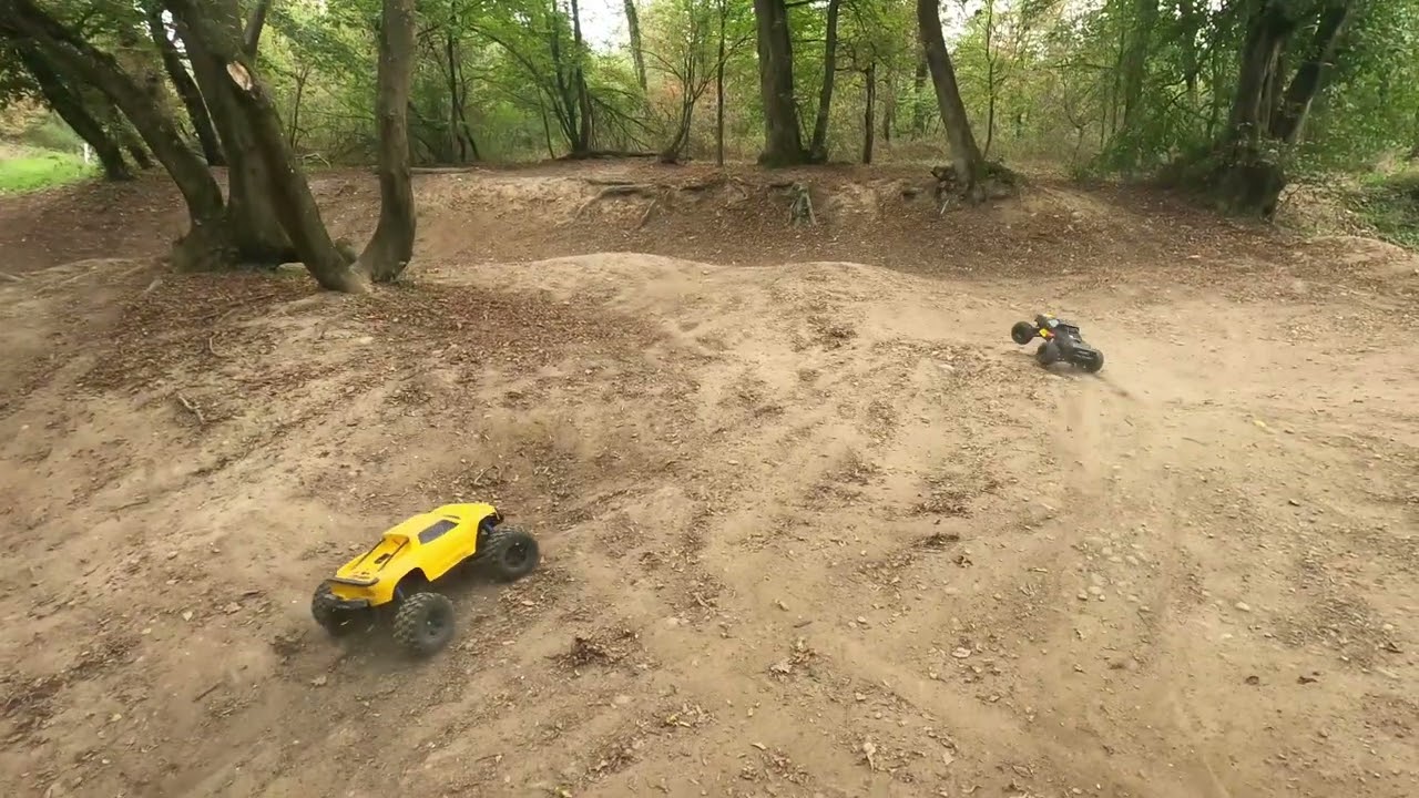 TRAXXAS MAXX V2 HIGH LIFT 4274 2200kv 2350 PROLINE BADLANDS ,je prefere les sledge hammer cette fois