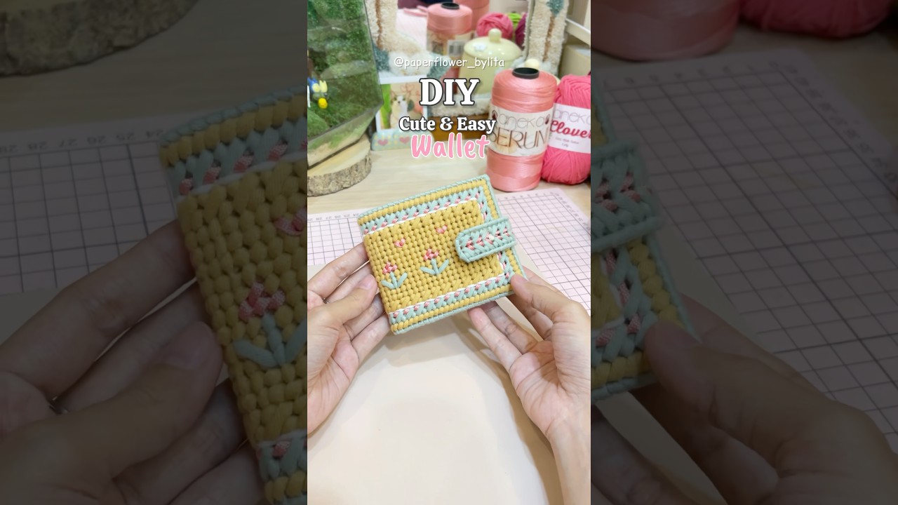 DIY Cute and easy Wallet using thin plastic net 🥰 what do you think? #diy #art #craft #stitch