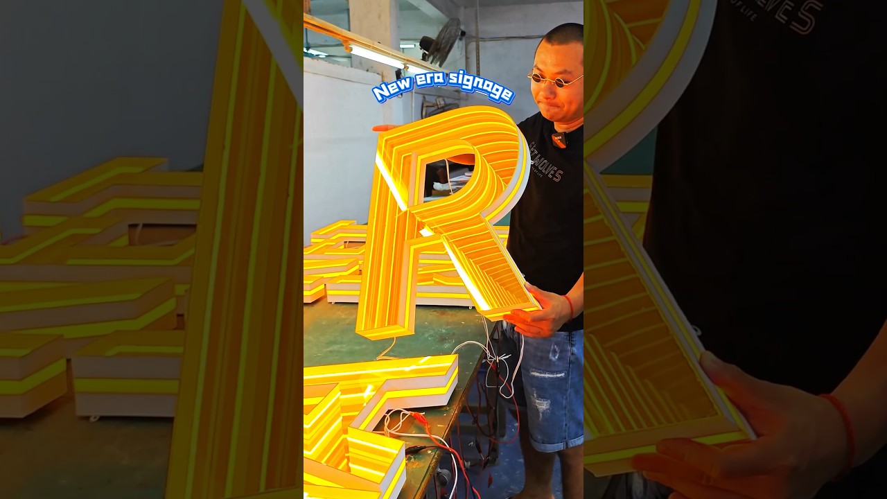 Have you ever seen a sign like this?#infinitymirror #signmaker #signfactory#fyp #signforyou
