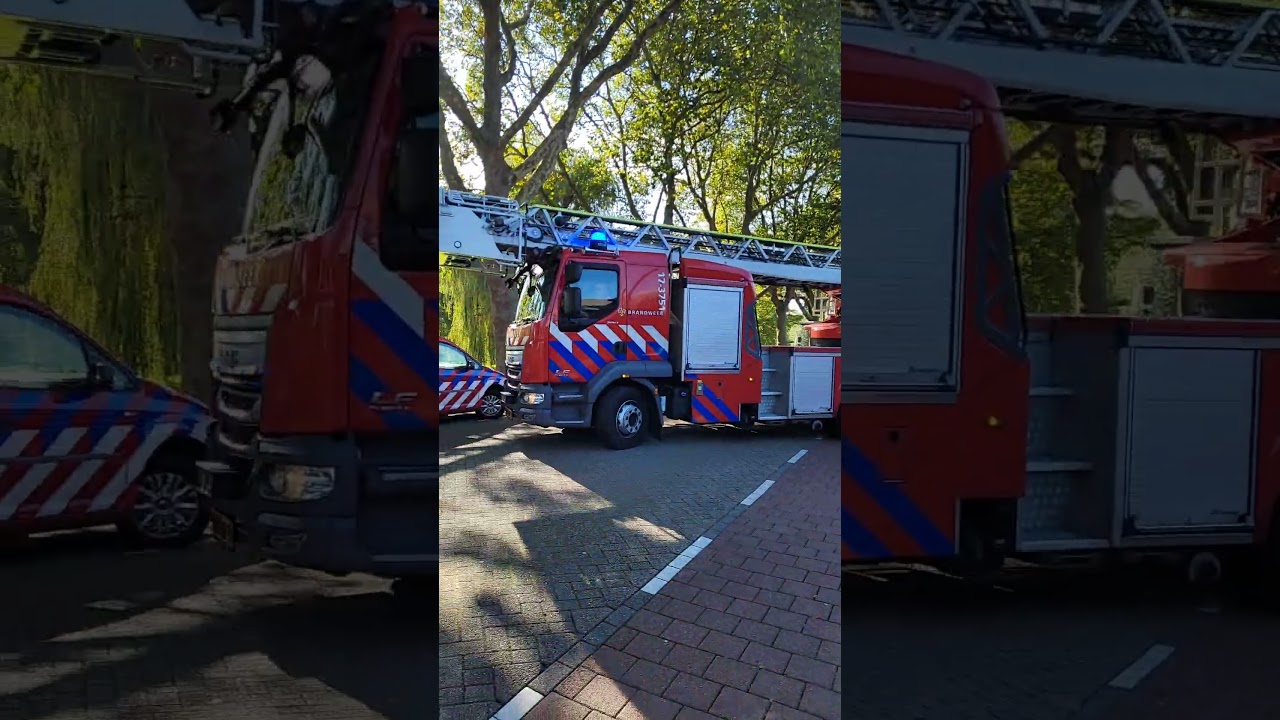 Autoladder 17-3751 met Bullhorn vanaf kazerne Ridderkerk!
