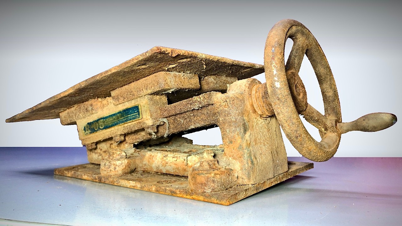 Vintage Rusty Vise Press Machine Restoration
