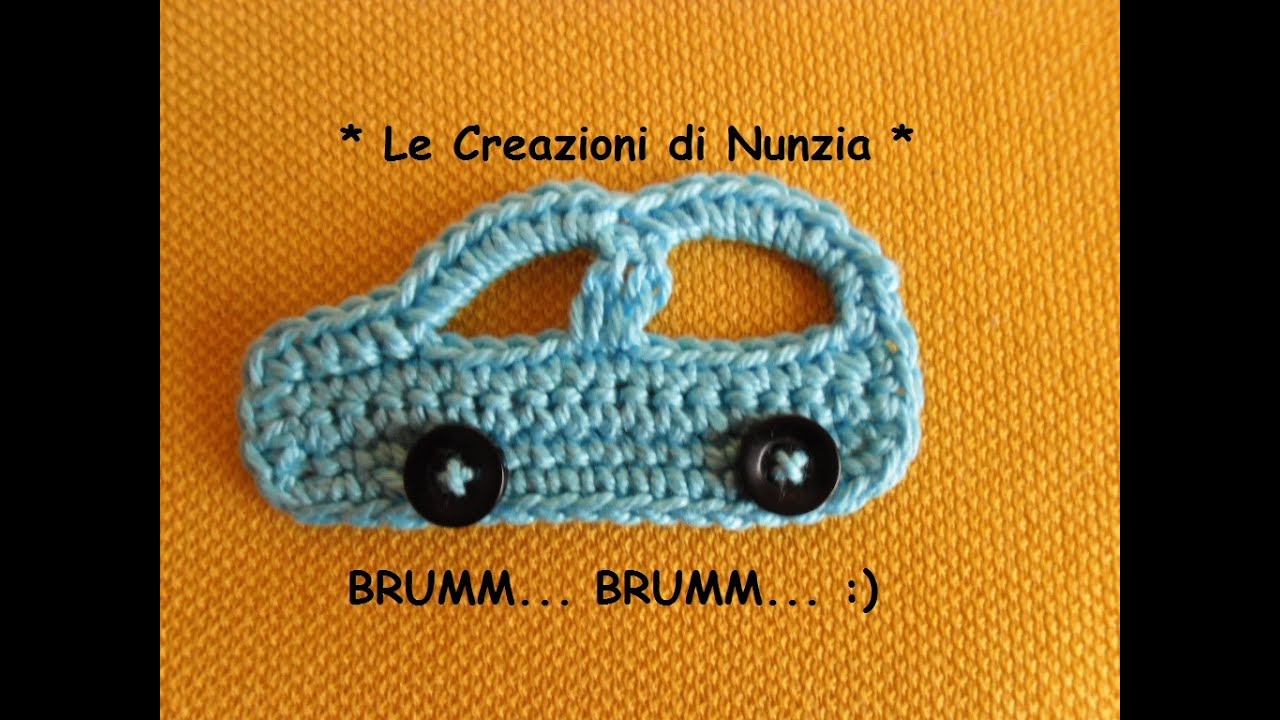 Idea per bomboniera...MACCHININA PIATTA  a uncinetto !!!