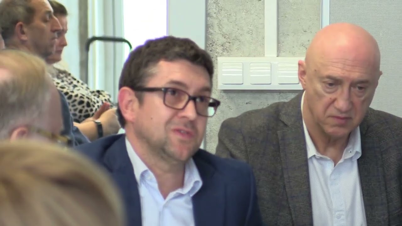 Edukacja ustawiczna wyzwaniem wsp&oacute;łczesności - piąte spotkanie edukacyjno-sieciujące, cz. 1