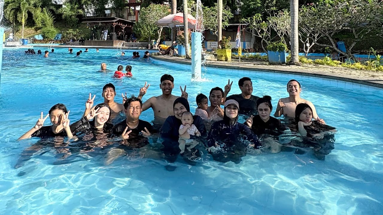 berenang di JESSICA waterpark🌊🛝!! PUANAS PWOL‼️ kaki ndoy sampe sakit‼️