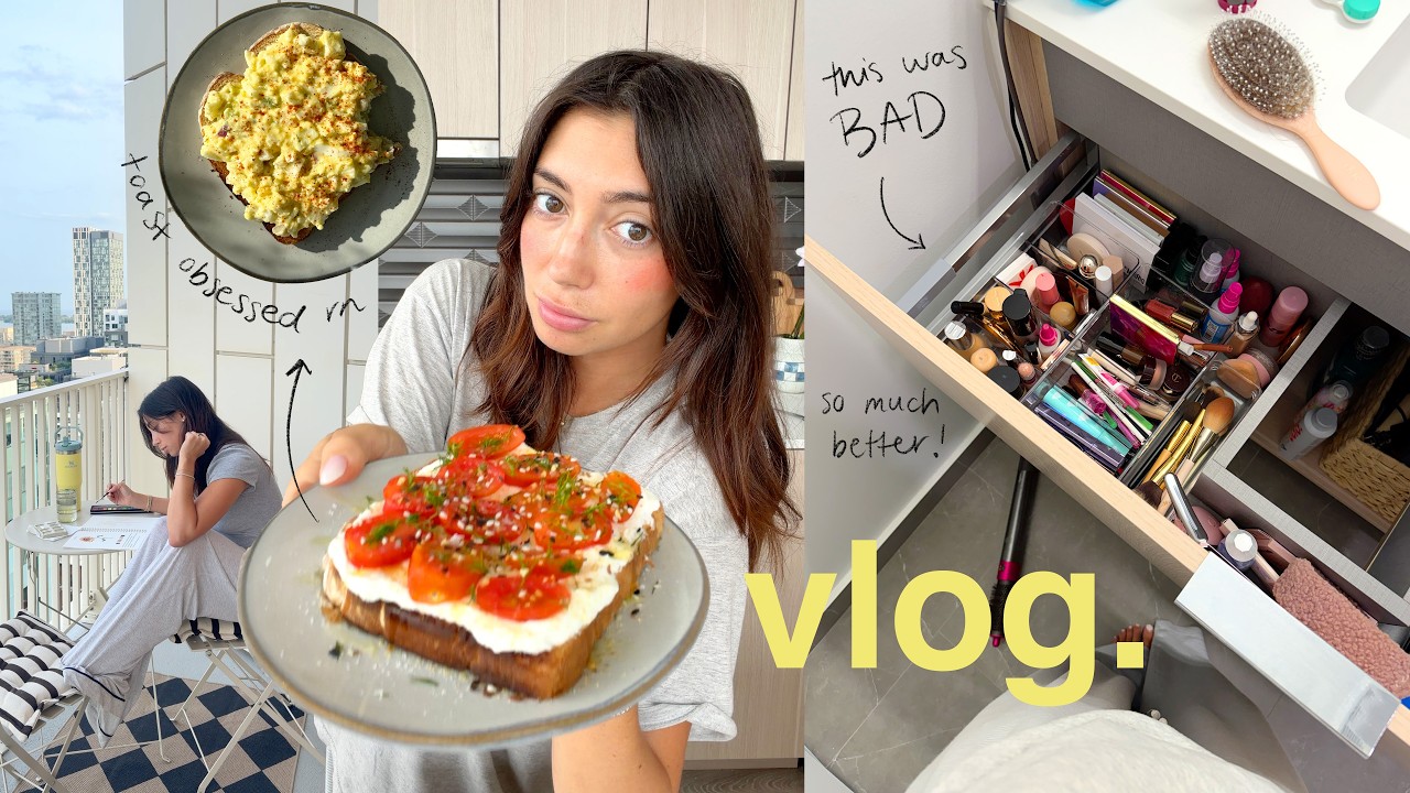 VLOG! organizing my messy bathroom & living out my childhood dreams!!!!