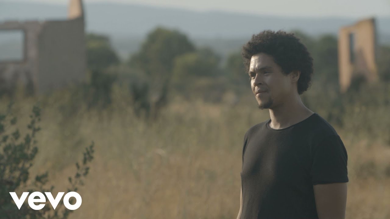 Xavier Mateú - Regarde