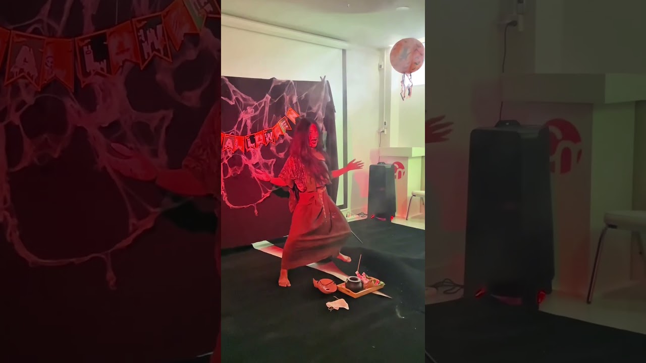 Halloween Party Cosmania 2025 