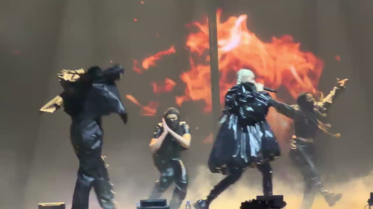Anne Marie - Alarm | Dysfunctional Tour London 11/5/22