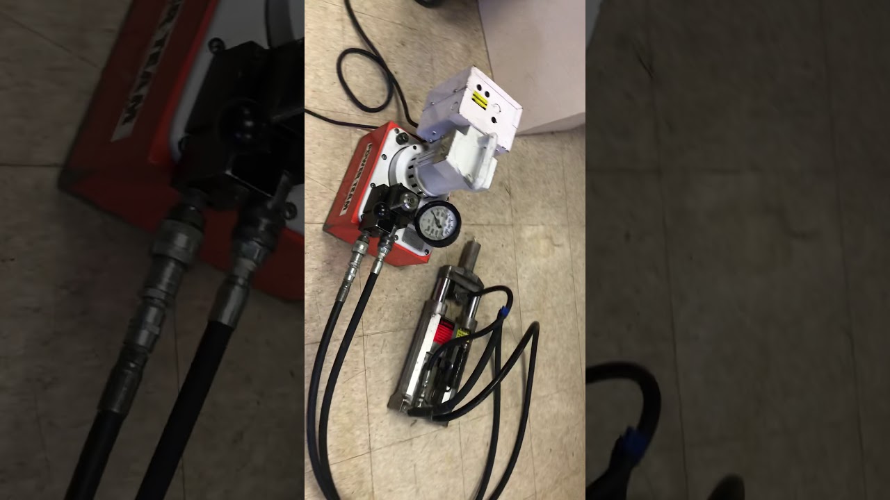 SPX Powertram Pe554pt-fm electric Portable pump w post tension jack