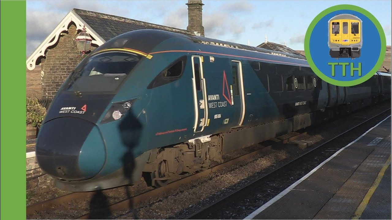 Trains at Garsdale (with AWC diverts)