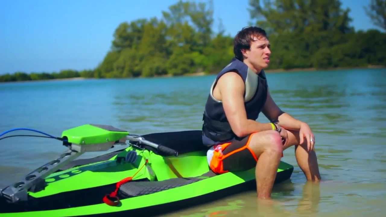 BomBoard - Thrilling Portable Watercraft